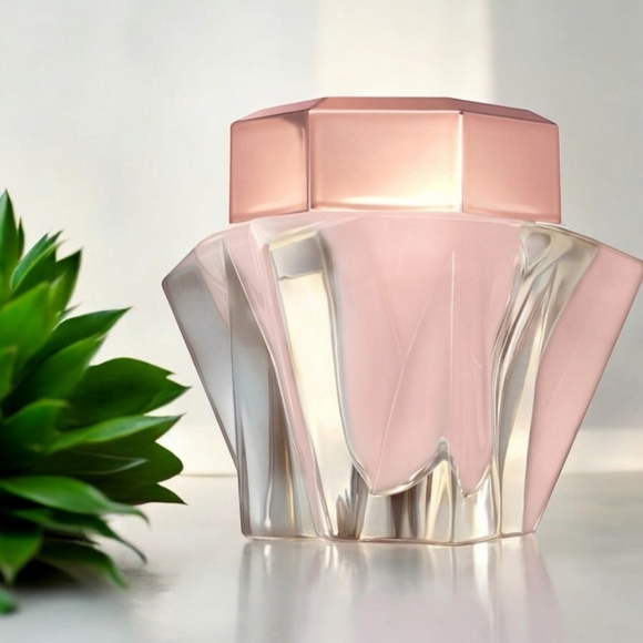 💋HOST PICK💋STILA LINGERIE SOUFFLÉ SKIN PERFECTING PRIMER SHEER ILLUMINATION - Picture 5 of 5